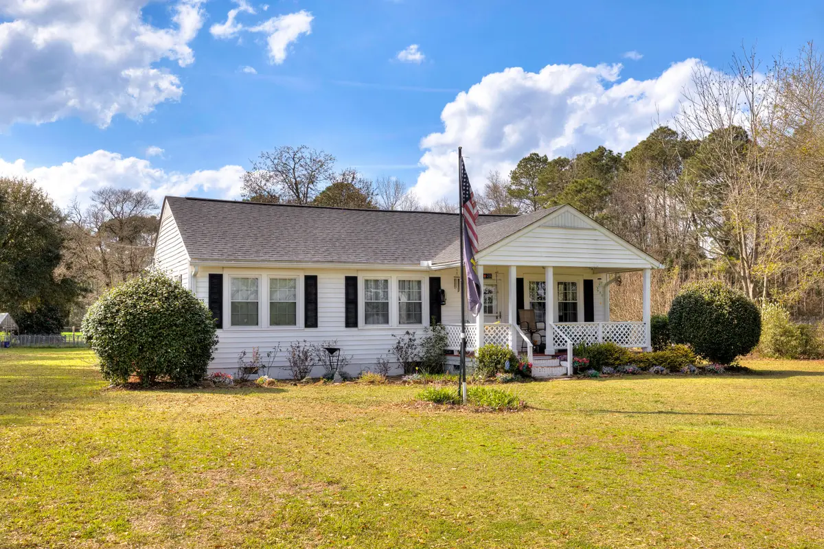 1404 Dog Island Road, Bishopville, SC 29010 - #1