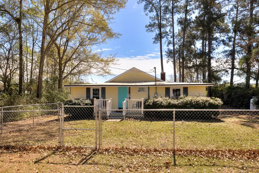 2112 Lake Shore Drive, Manning, SC 29102 - #3