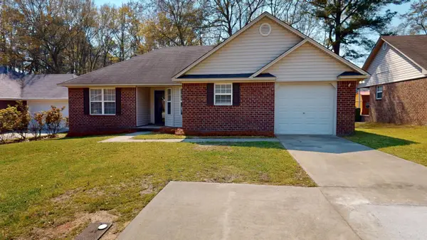1342 Glastonbury Road, Sumter, SC 29154