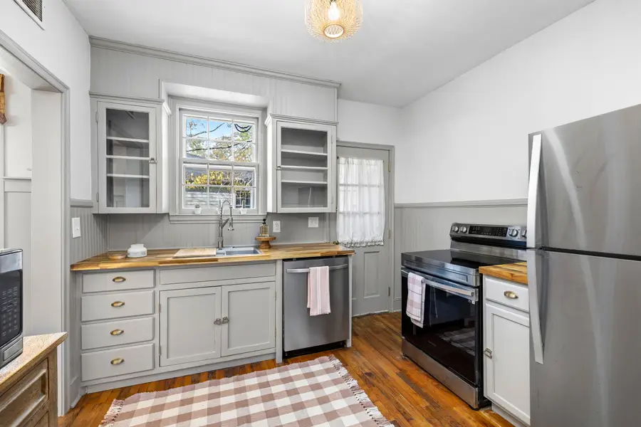 29 Chestnut Street, Sumter, SC 29150 - #2