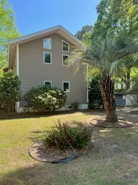 1386 Forest Lake Drive, Manning, SC 29102