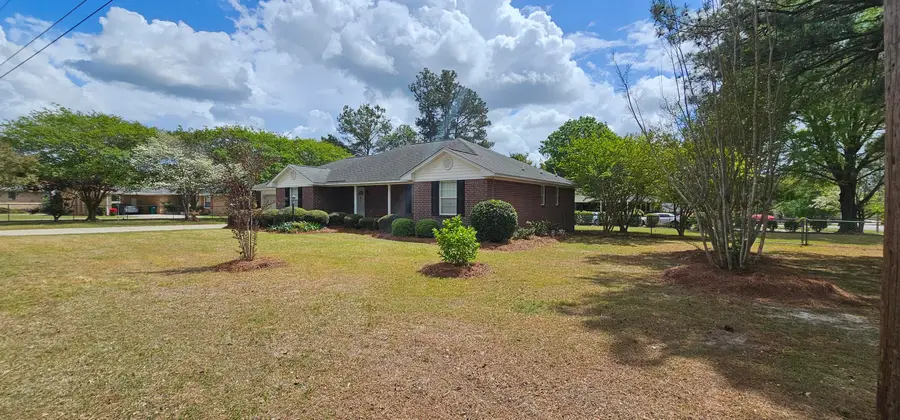 416 Briarcliff Street, Manning, SC 29102 - #3