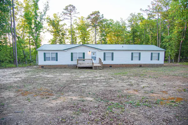 8085 Meeting House Road, Dalzell, SC 29040