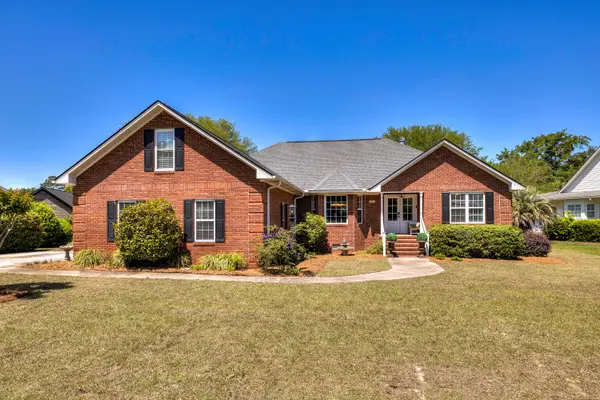 25 Plantation Drive, Manning, SC 29102