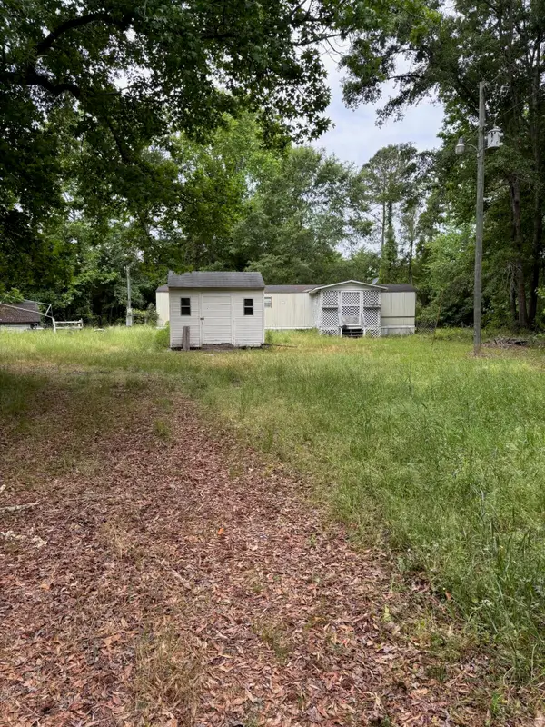 12326 Plowden Mill Road, Alcolu, SC 29001