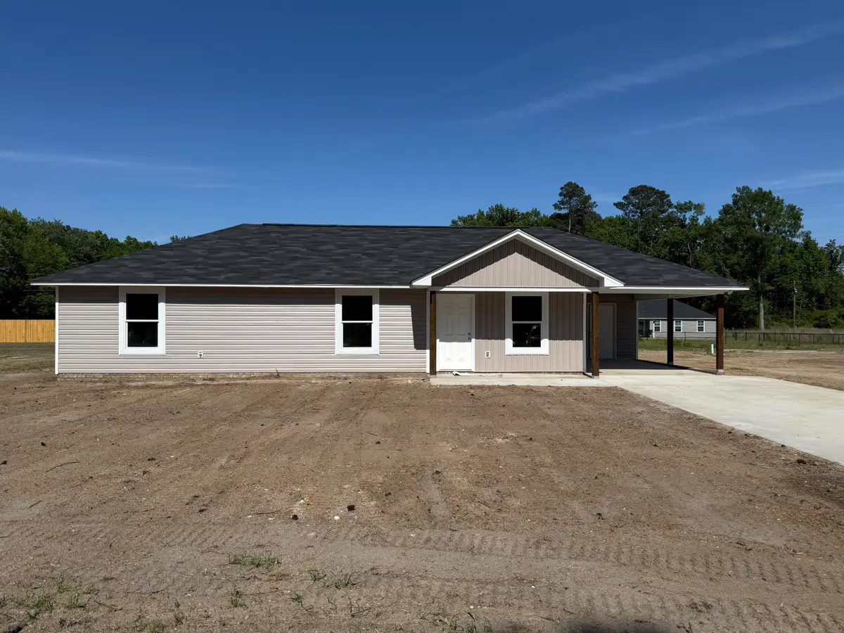 305 S Hampton Street, Pinewood, SC 29125 - #1