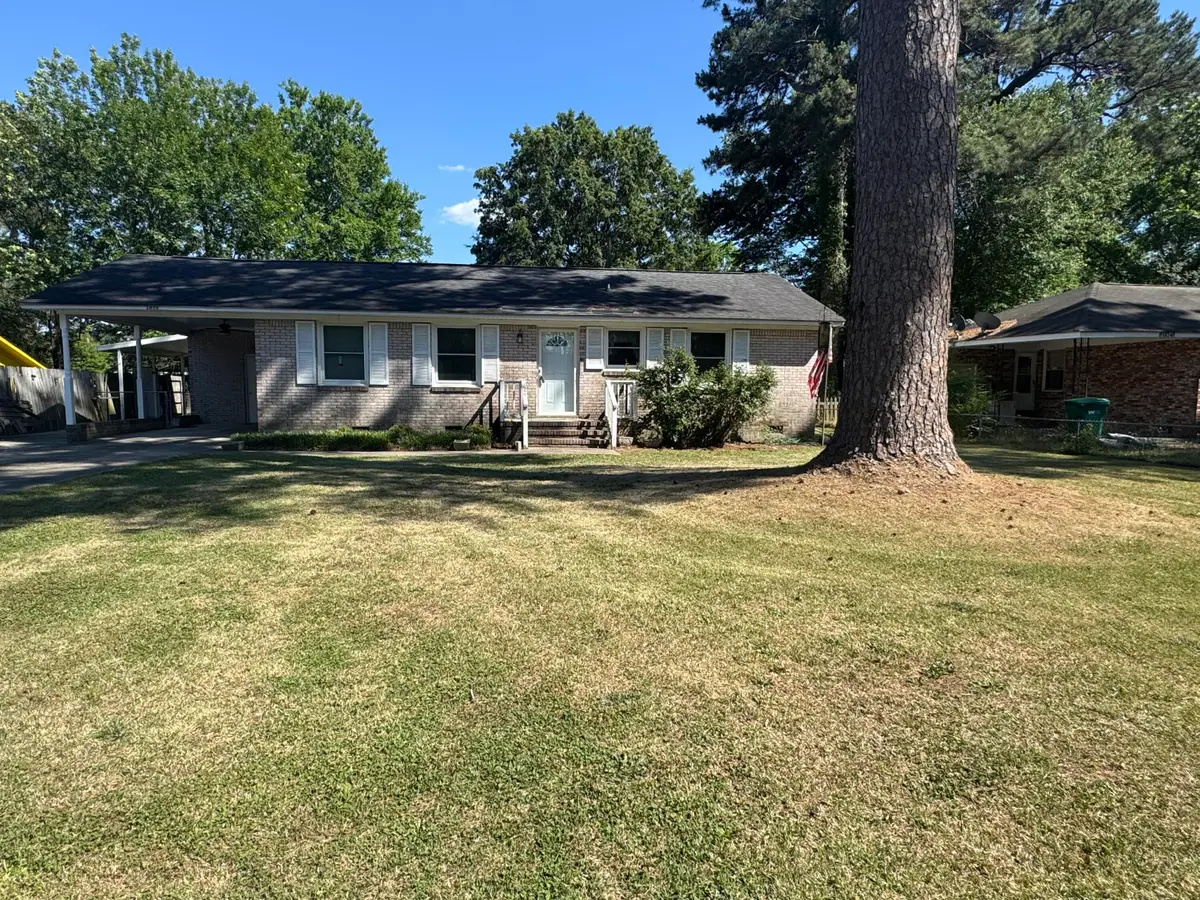 1038 W Sherwood Drive, Sumter, SC 29153 - #1