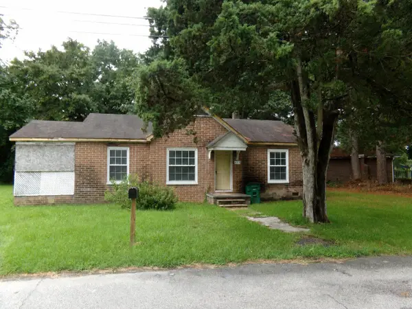 409 Munnerlyn Street, Bishopville, SC 29010