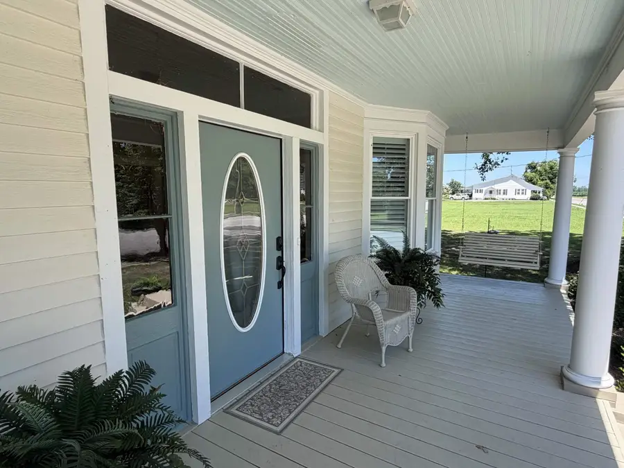 208 N Lafayette Street, Mayesville, SC 29104 - #2