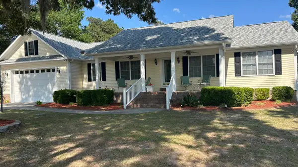 1043 Lesesne Drive, Manning, SC 29102