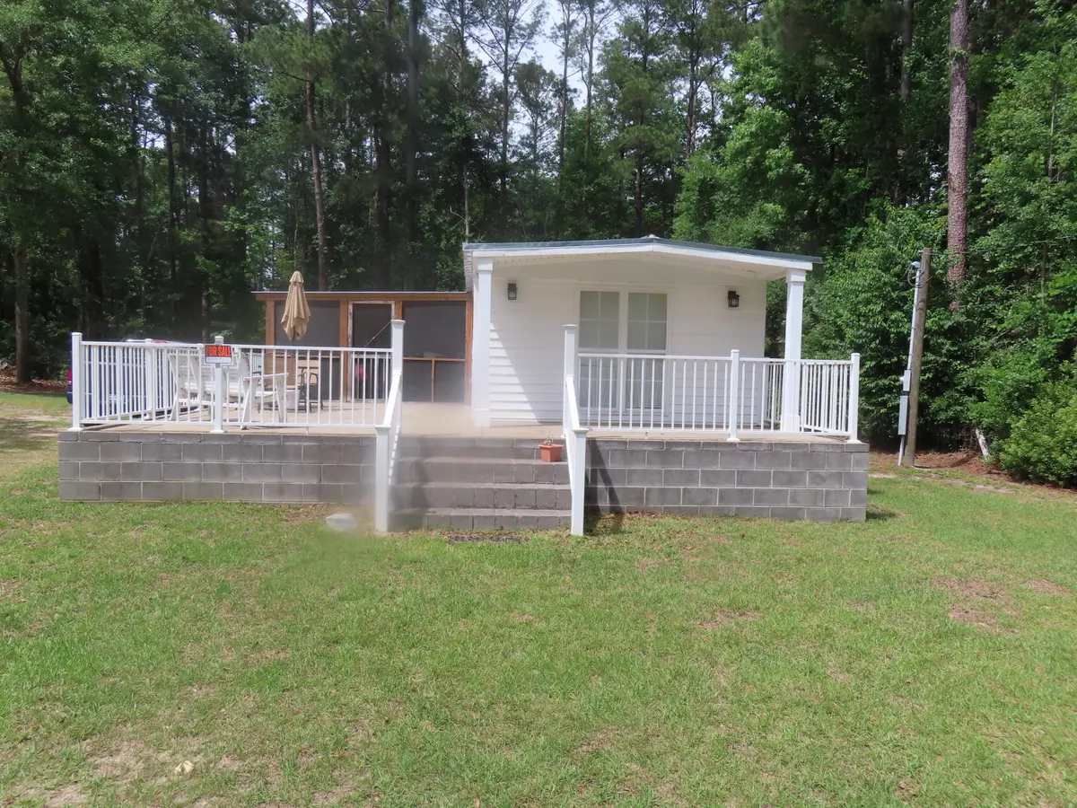 1636 Clubhouse Road, Summerton, SC 29148 - #1