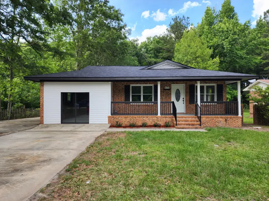 422 Kings Avenue, Bishopville, SC 29010 - #2