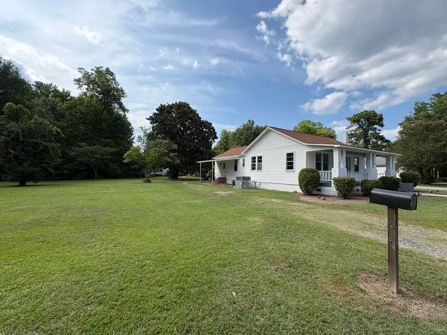 200 S Calhoun Street, Bishopville, SC 29010 - #2