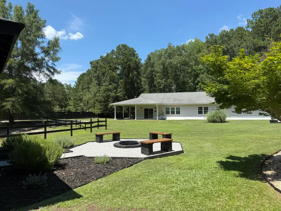 1090 Winding Pond Road, Manning, SC 29102 - #2