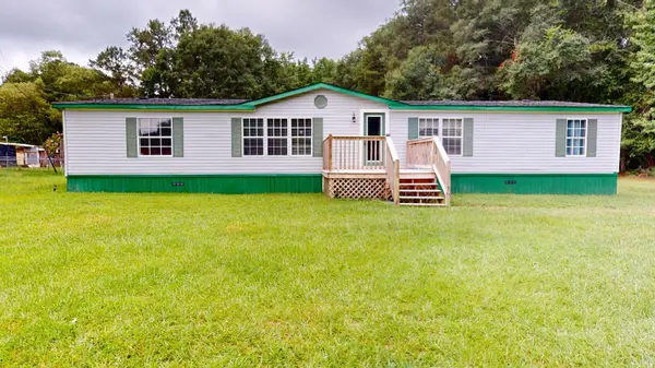 1360 Holiday Court, Sumter, SC 29153