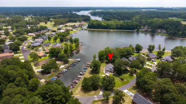 203 Ridge Lake Drive, Manning, SC 29102