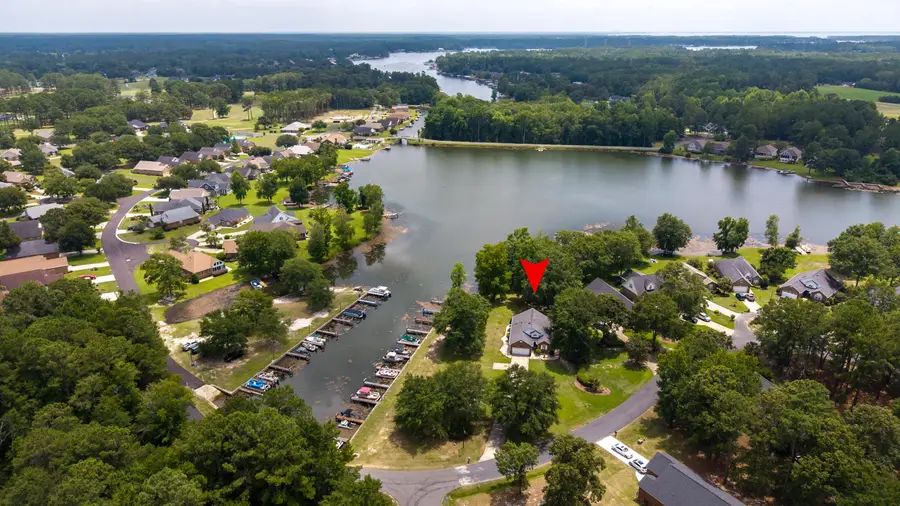 203 Ridge Lake Drive, Manning, SC 29102 - #2