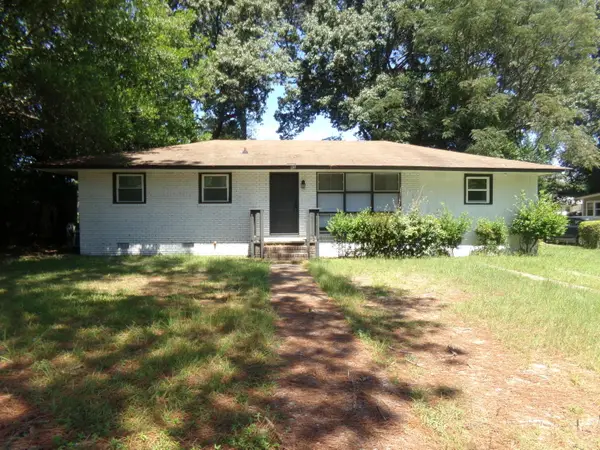 1929 W Oakland Avenue, Sumter, SC 29150