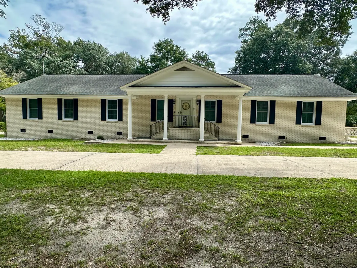 1300 Fulton Avenue, Kingstree, SC 29556 - #1