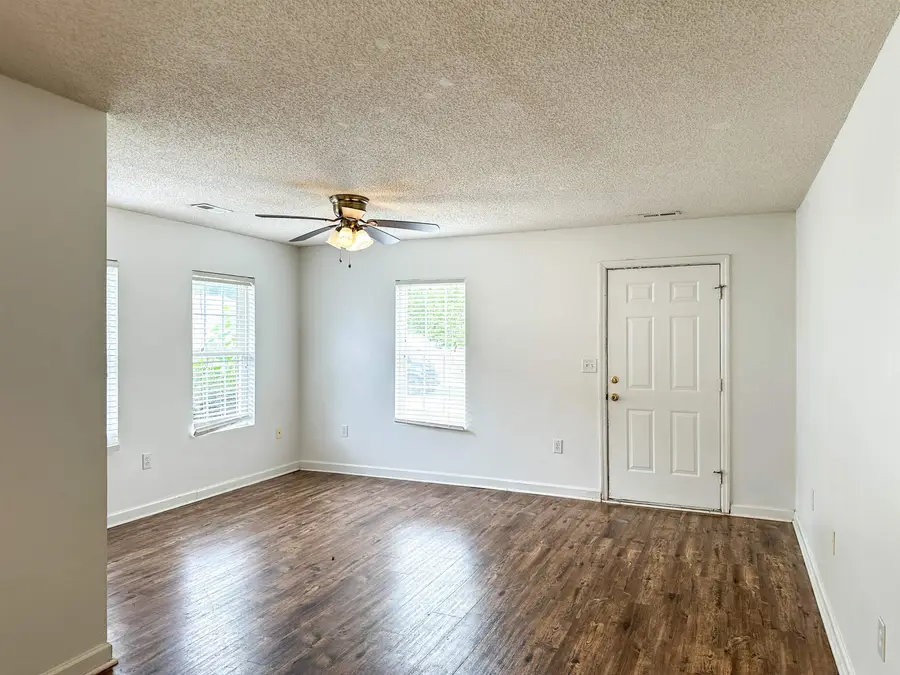 388/390 Miller Pointe Drive, Inman, SC 29349 - Image #3