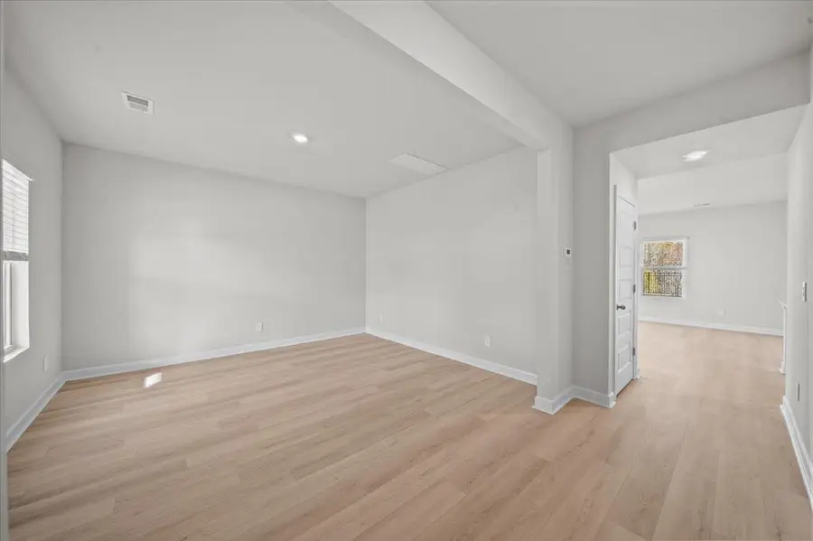 561 Cozy Bluff Road, Spartanburg, SC 29301 - Image #2