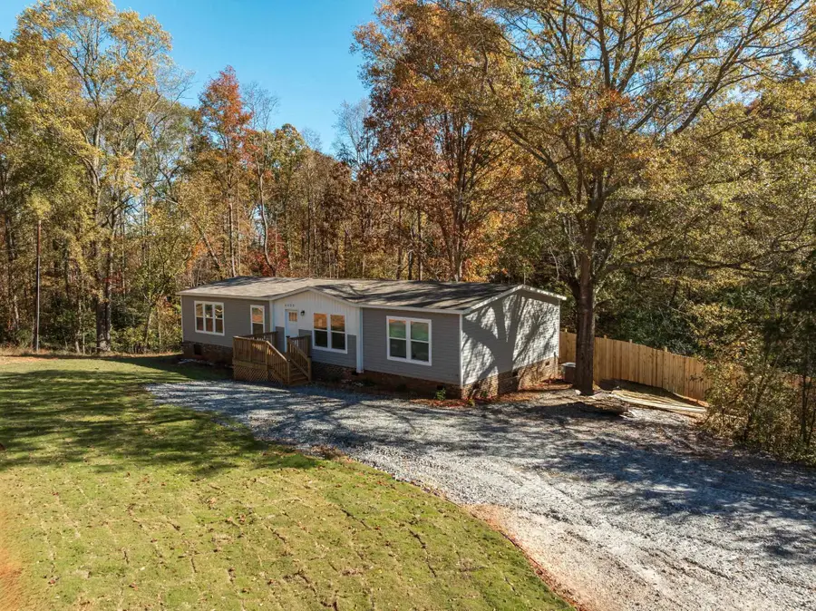 5223 Highway 11, Inman, SC 29349 - Image #3