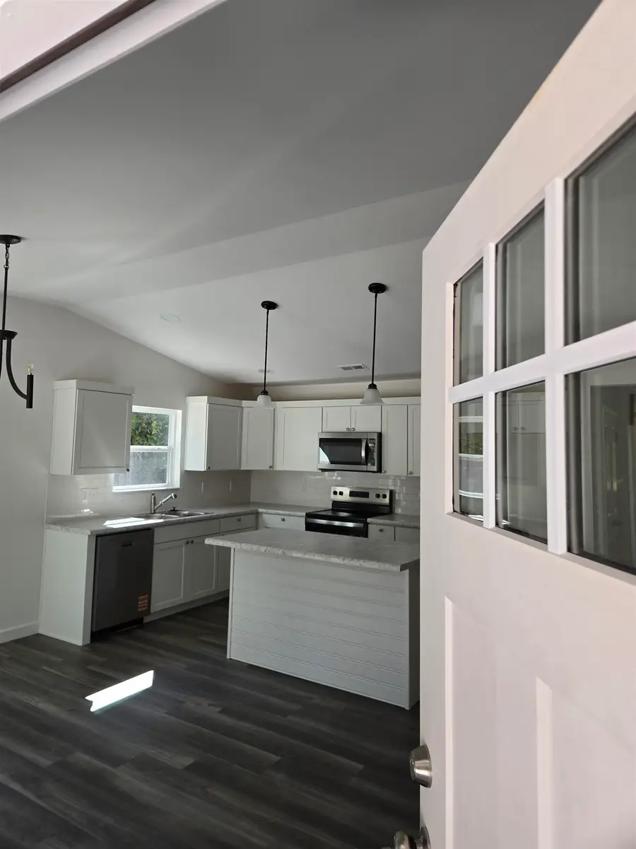 209 Claremont Street, Gaffney, SC 29341-1603 - Image #3