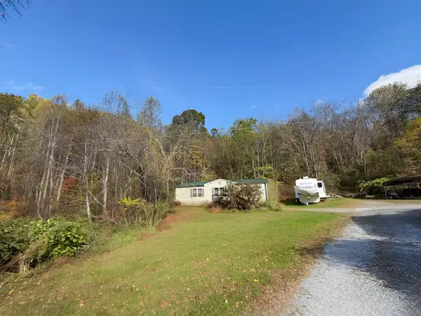 1525 Terrys Gap Road, Hendersonville, NC 28792