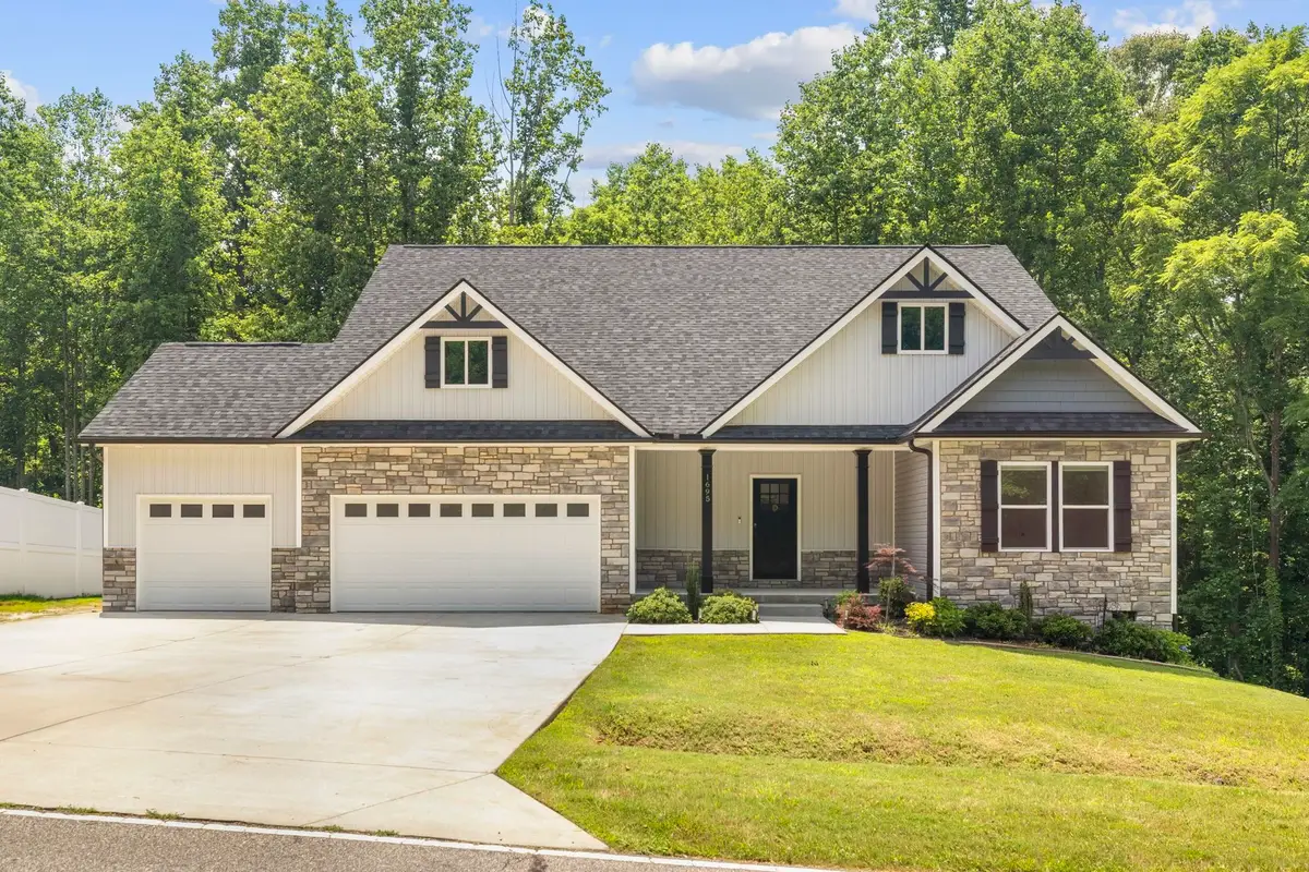 1695 Hickory Nut Road, Inman, SC 29364 - Image #1