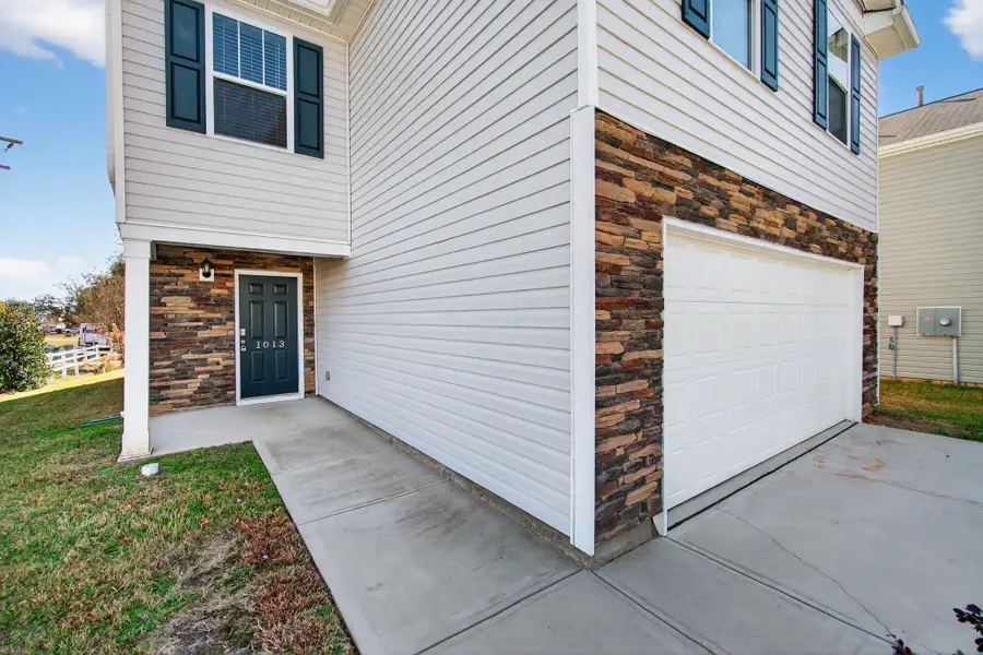 1013 Bridlebrook Trail, Greer, SC 29651-7337 - Image #3