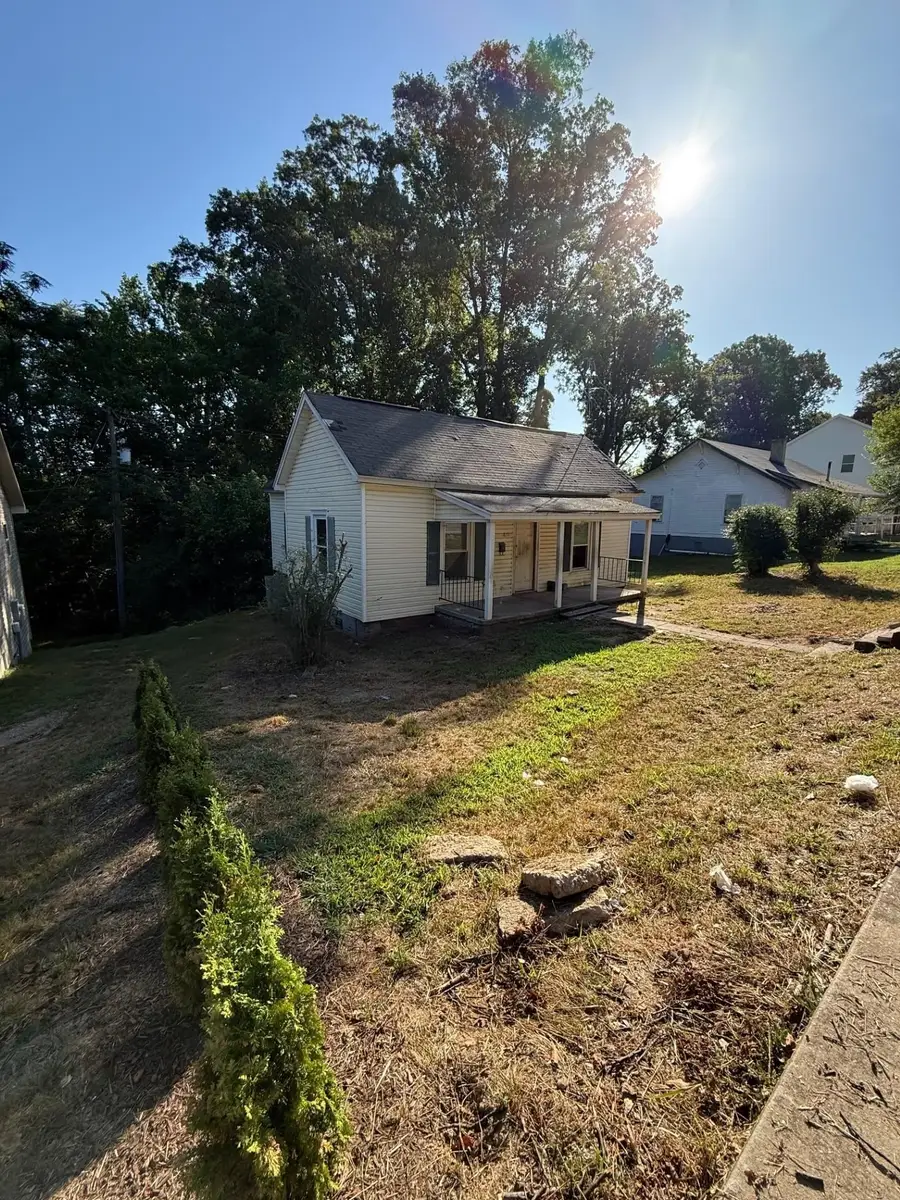 429 Poole Street, Woodruff, SC 29388 - Image #2