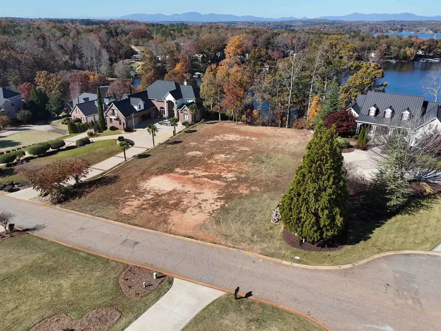 208 E Caledonia Court, Inman, SC 29349 - Image #3