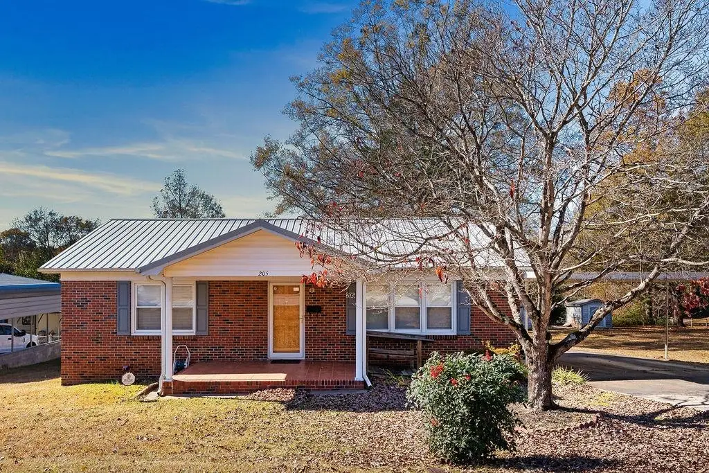 205 Lakeview Heights, Union, SC 29379 - Image #1