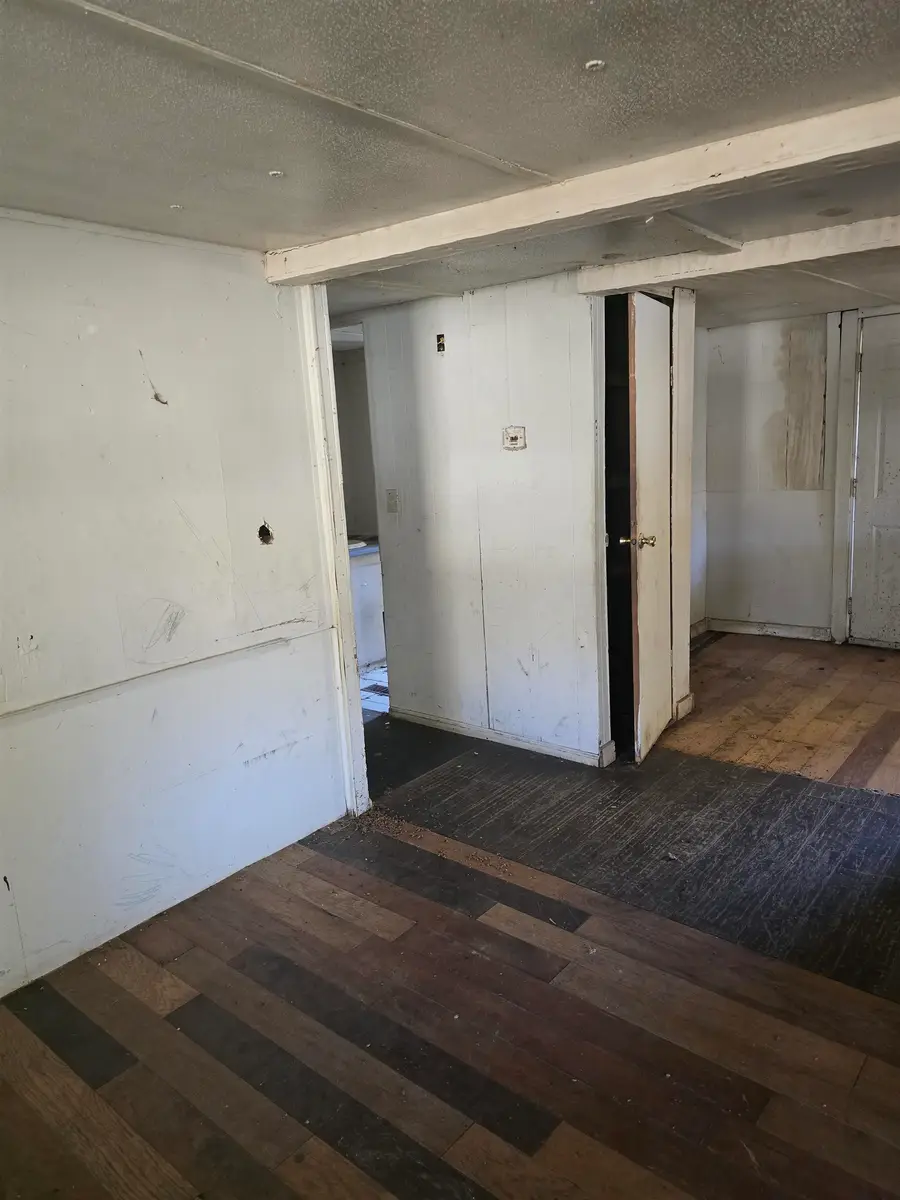 406 Winetta Street, Laurens, SC 29360 - Image #2