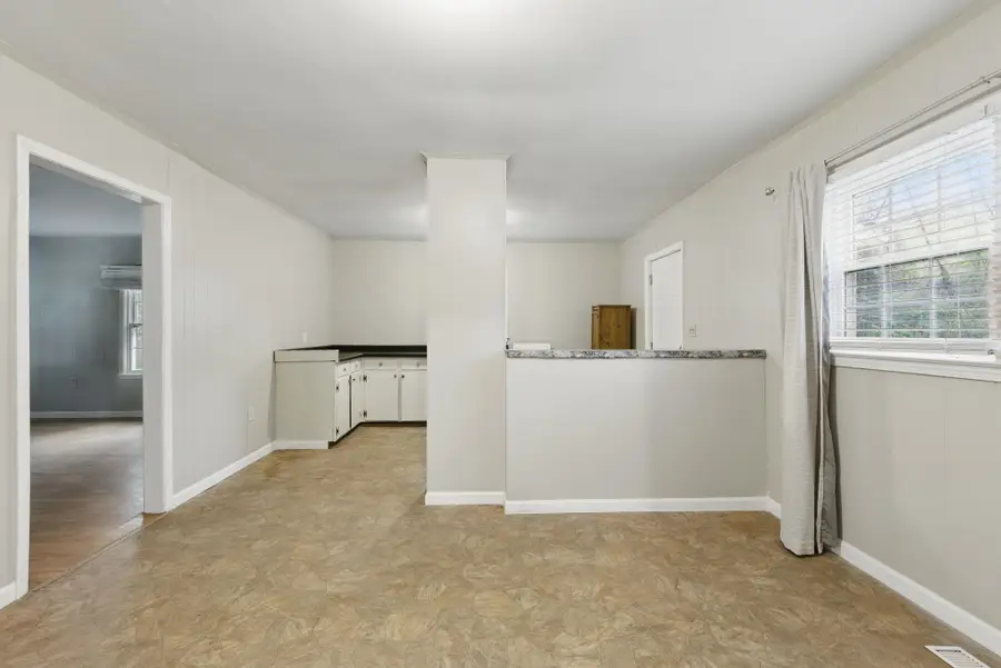 207 Streamside Drive, Chesnee, SC 29323 - Image #2