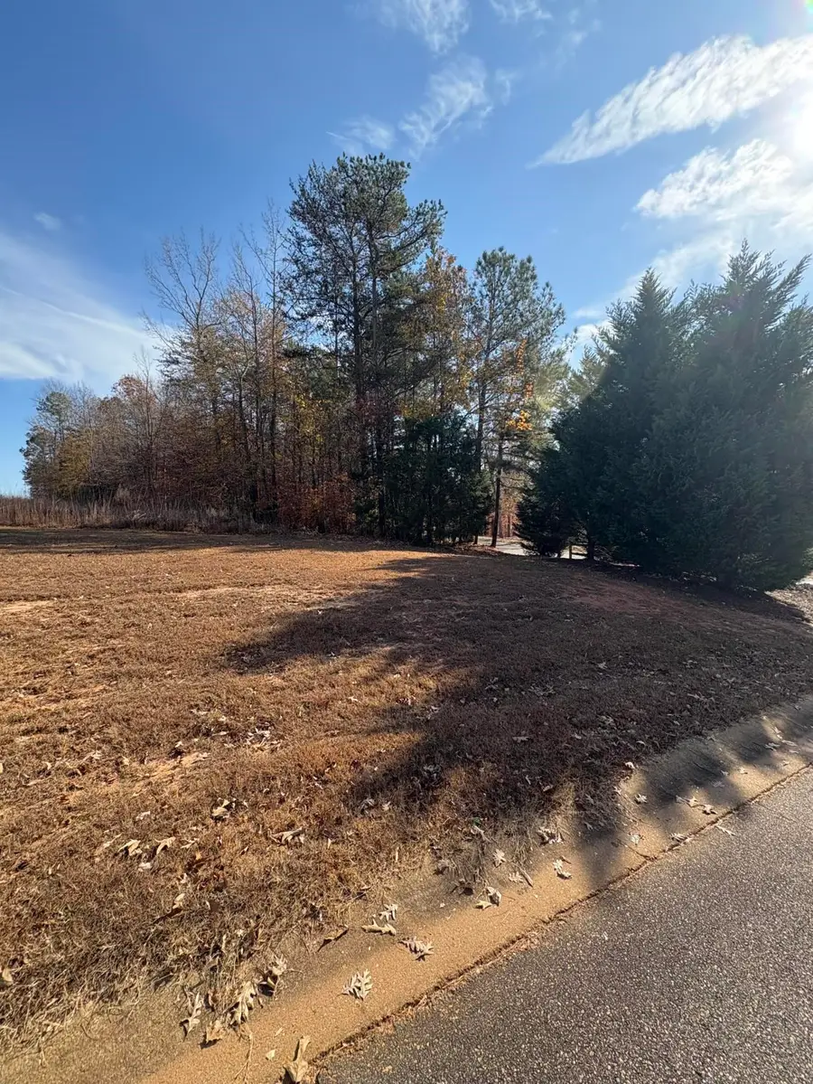 305 Lawtonwood Lane, Spartanburg, SC 29376 - Image #2