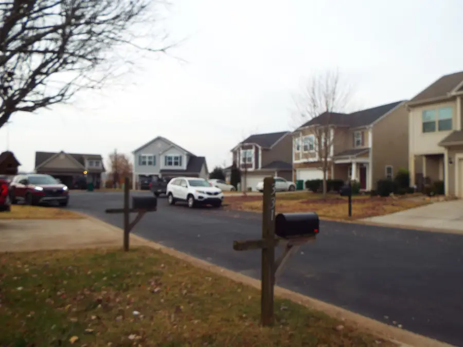 331 S Ivestor Ct, Inman, SC 29349 - Image #3