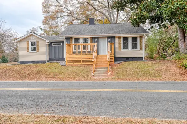 530 W Hayne Street, Woodruff, SC 29388