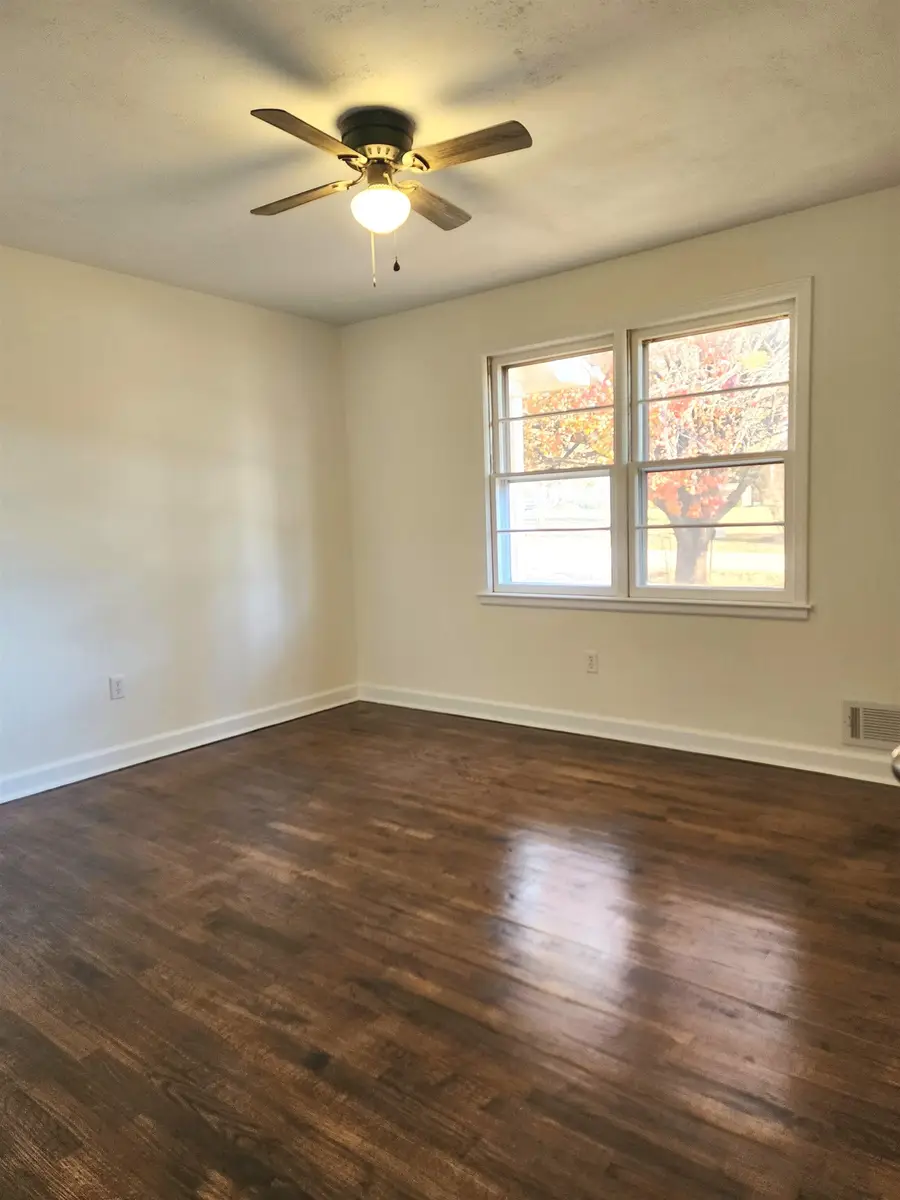 111 Courtland Drive, Greenville, SC 29617 - Image #3