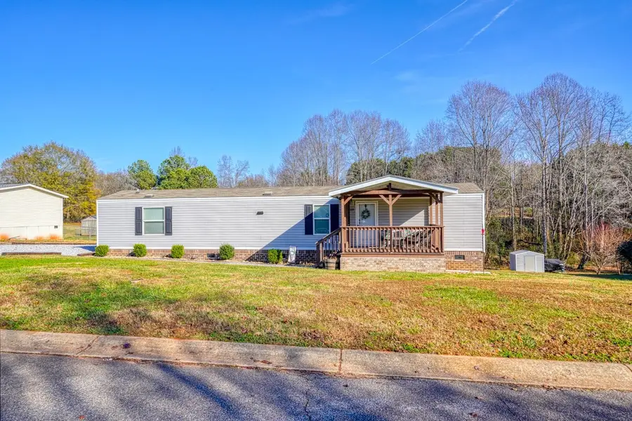 739 E Fleming Farm Drive, Inman, SC 29349 - Image #2