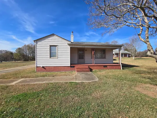 115 & 115.5 Hampshire Dr, Gaffney, SC 29341-2