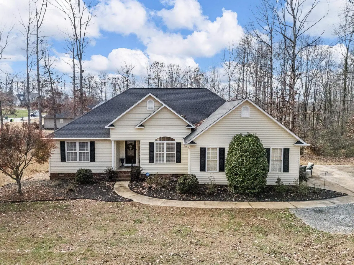 890 Spring Valley Road, Inman, SC 29349 - Image #1