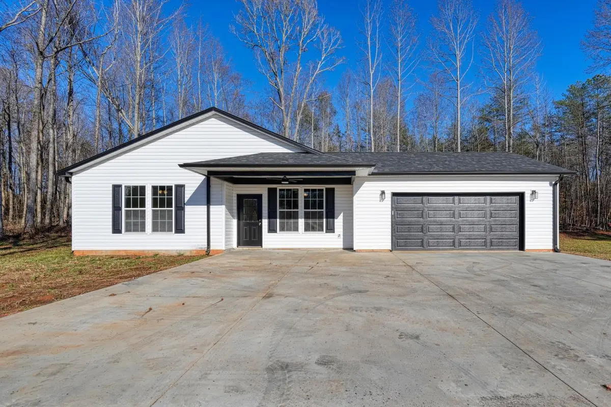 2225 Cowpens Pacolet Road, Spartanburg, SC 29307 - Image #1