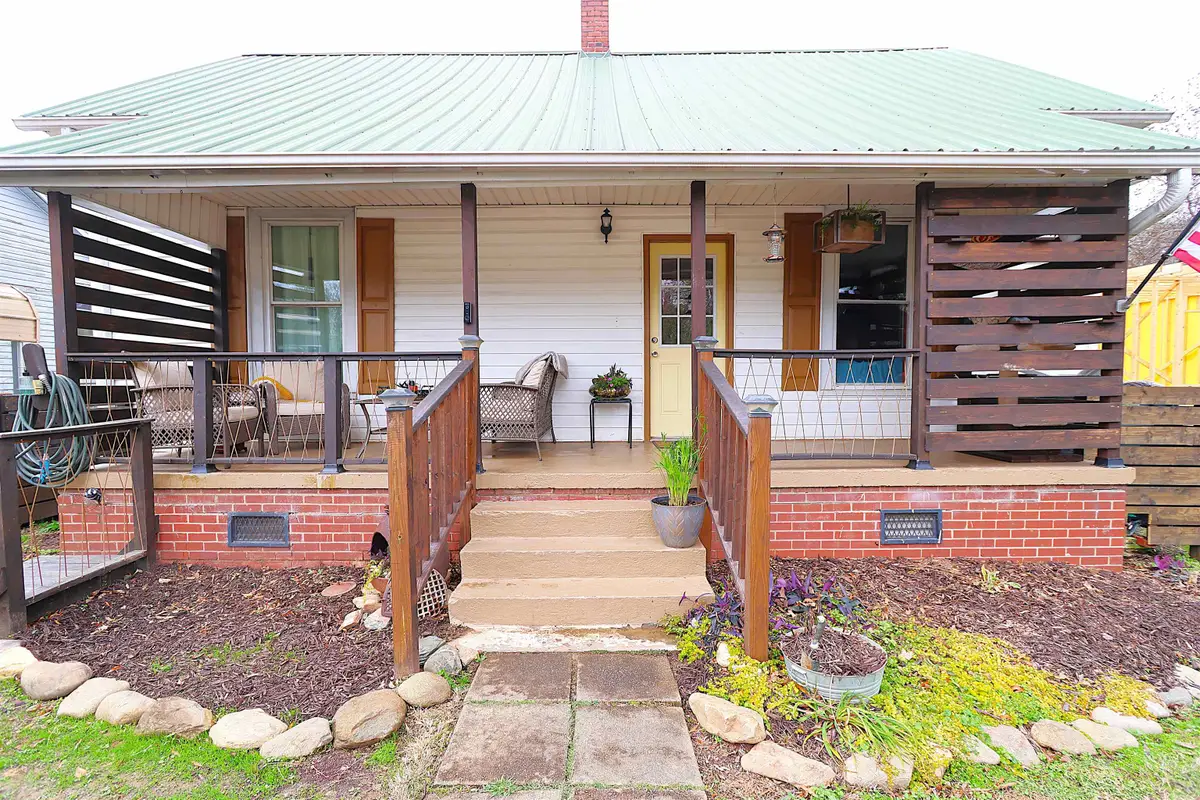 409 Florence Street, Clinton, SC 29325 - Image #1