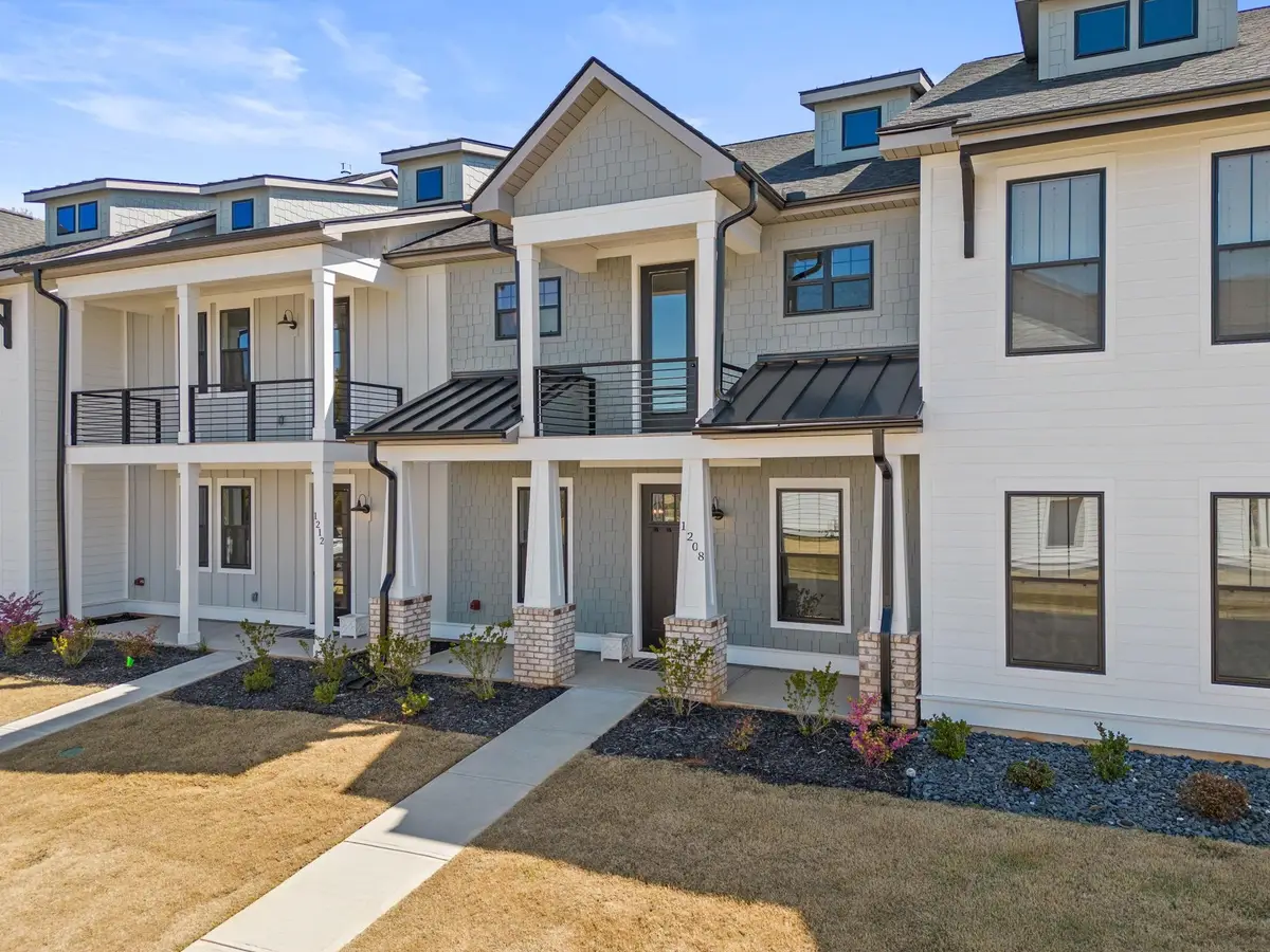 1208 N Pinot Road, Fairmont Mills, SC 20334 - Image #1