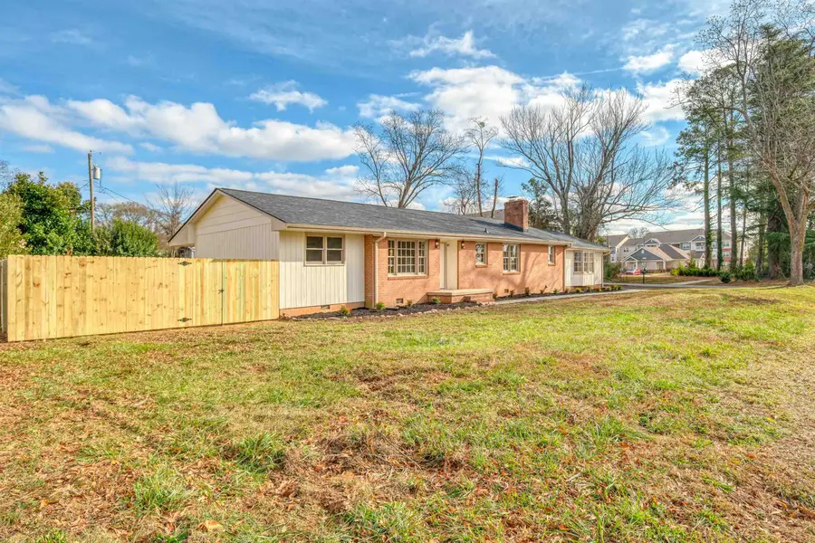 405 Oak Grove Road, Spartanburg, SC 29301 - Image #2