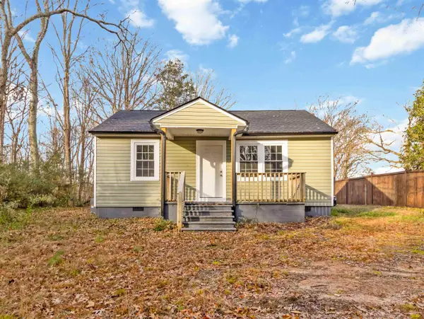 305 Lee Mcabee Road, Boiling Springs, SC 29316-6049