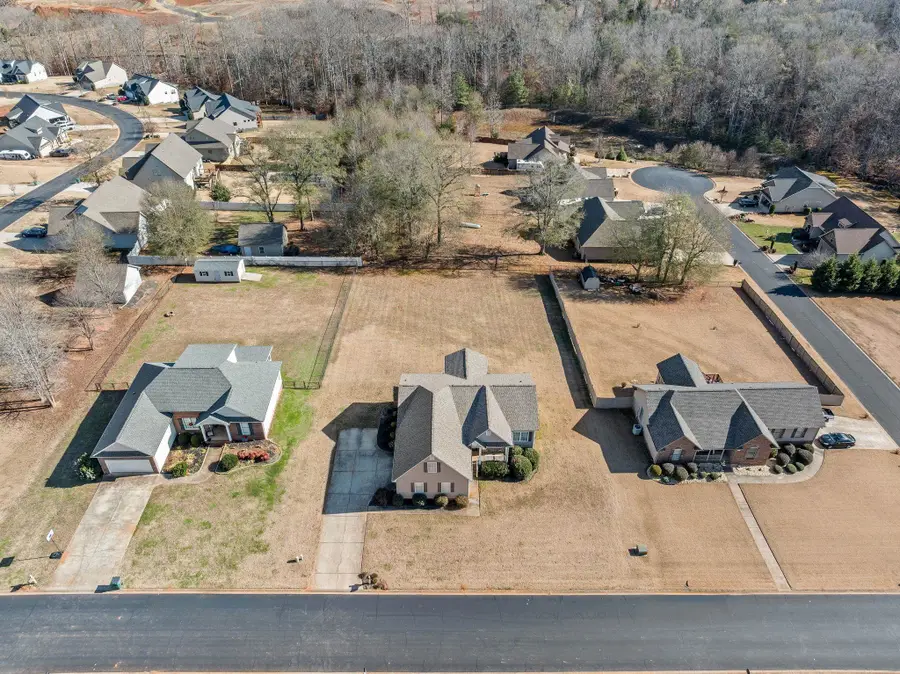 380 Saddlers Run, Chesnee, SC 29323 - Image #2