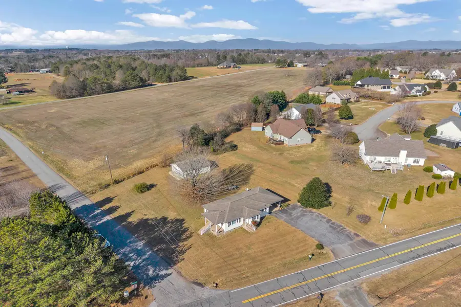 2011 Hannon Road, Inman, SC 29349 - Image #2