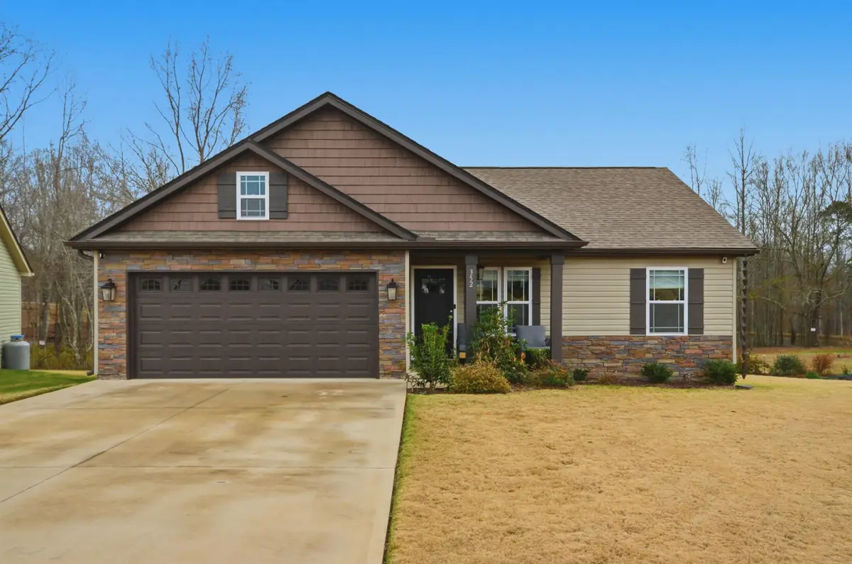 352 Dogwood Trail, Campobello, SC 29322 - Image #1